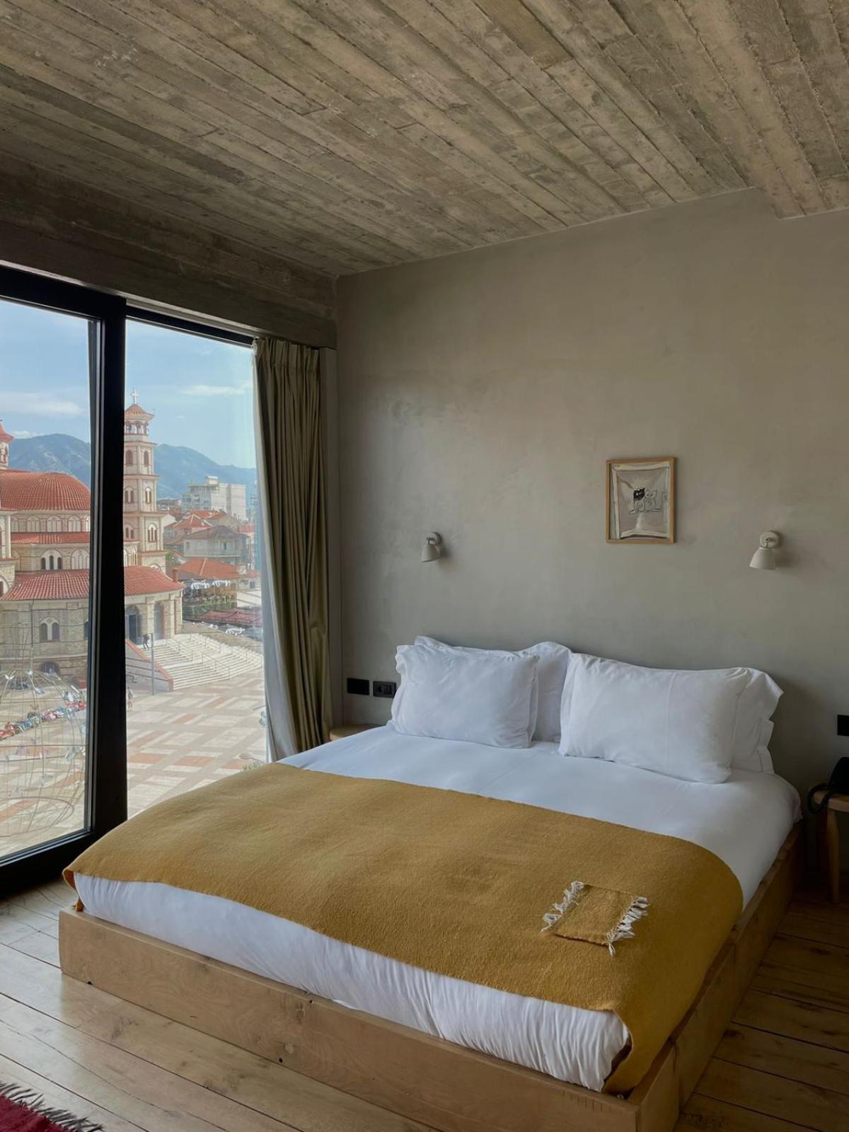 In Gallery Hotel & Spa Korce Exterior photo