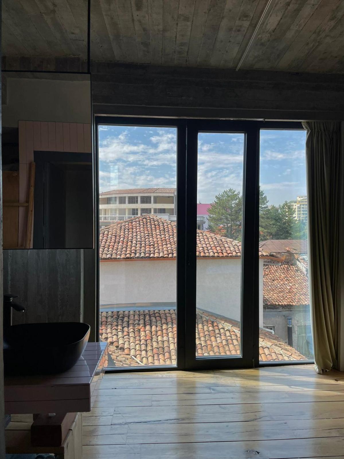 In Gallery Hotel & Spa Korce Exterior photo